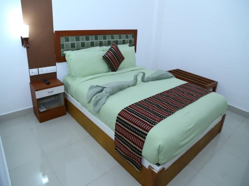 Thekkady Spice Valley Holiday Hotel Exteriör bild